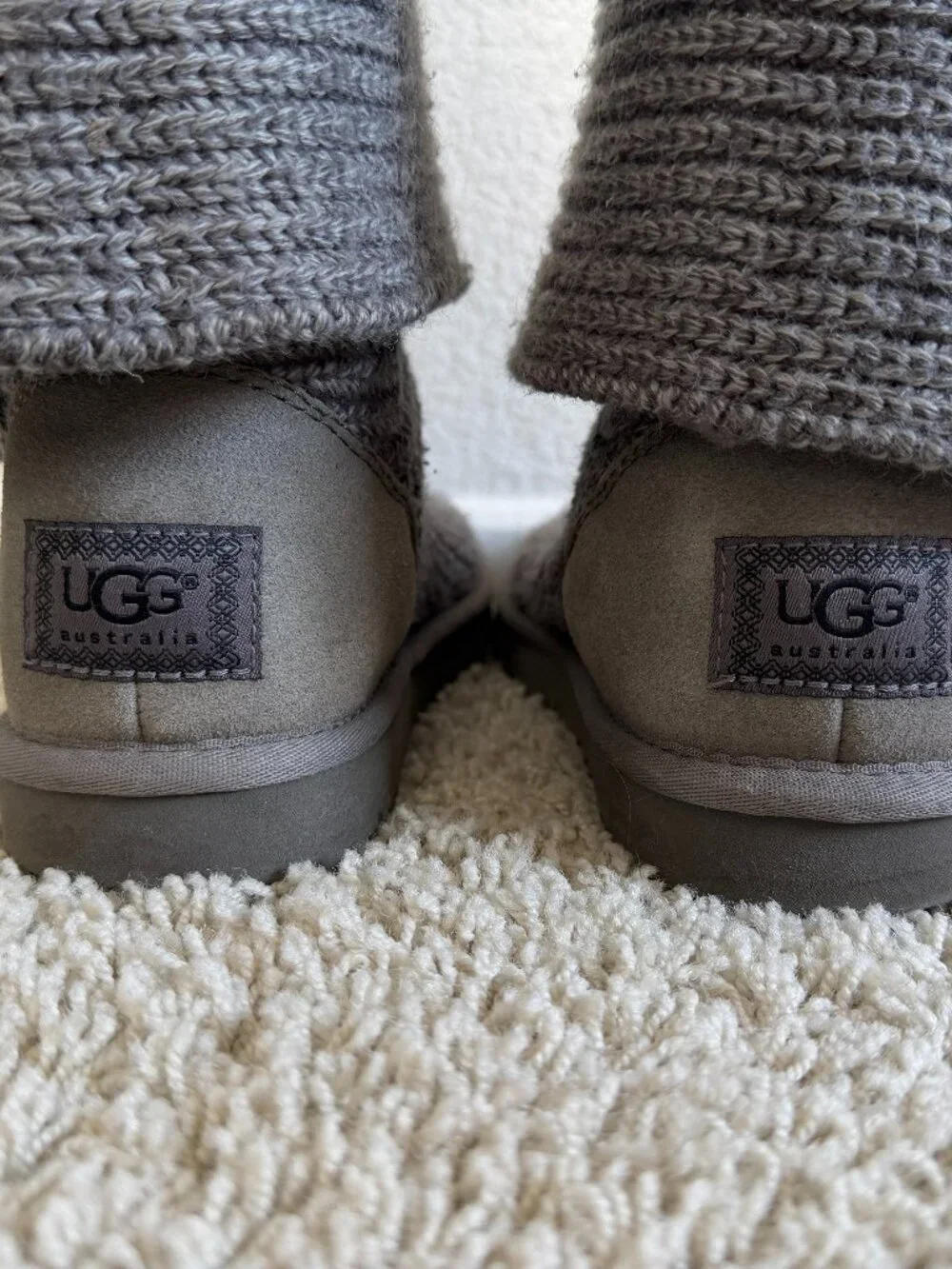 UGG classic cardi